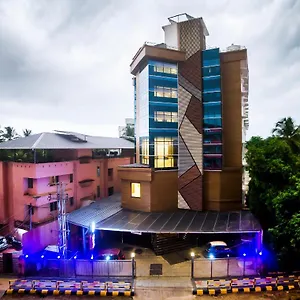 https://hotel-guruvayur-darshan.kerala-hotels.net