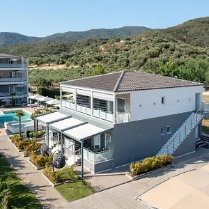 https://astra-suites.hotelschalkidiki.net