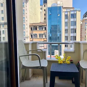 4* Апарт-отель Taksim House